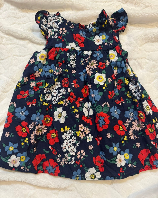 #53 baby girl dress size 6-12M