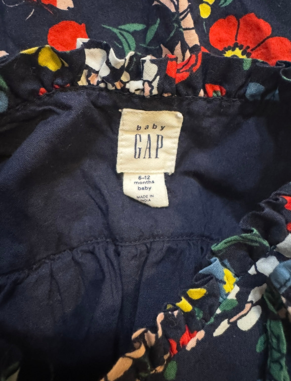 #53 baby girl dress size 6-12M