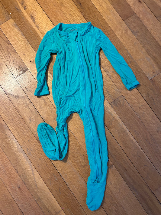 Seller 128 - Girls 12-18M Kyte Baby Footed Zippie