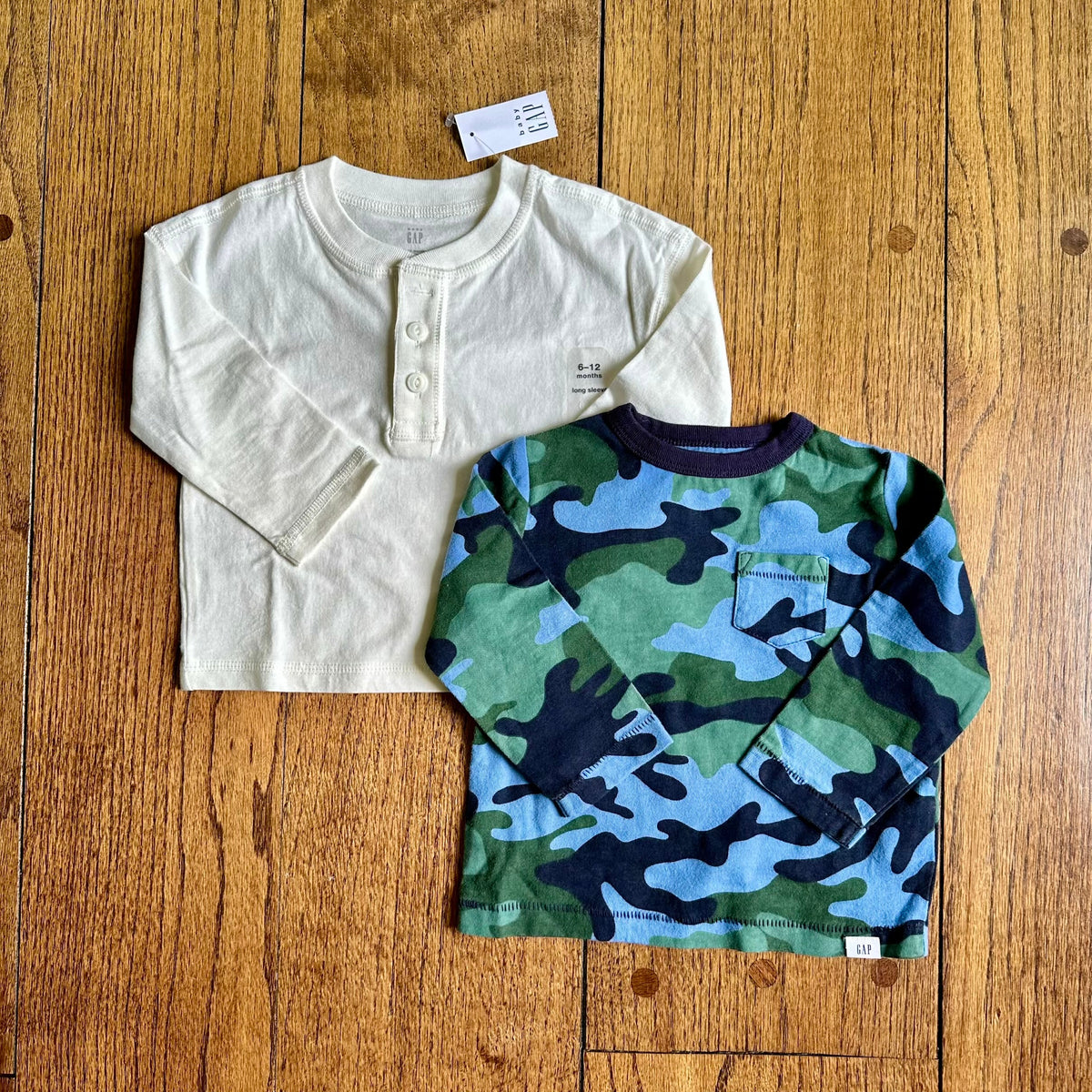 #113	NWT and EUC Boys Gap White and Camo Long Sleeve Shirts, set of 2, size 6-12 months