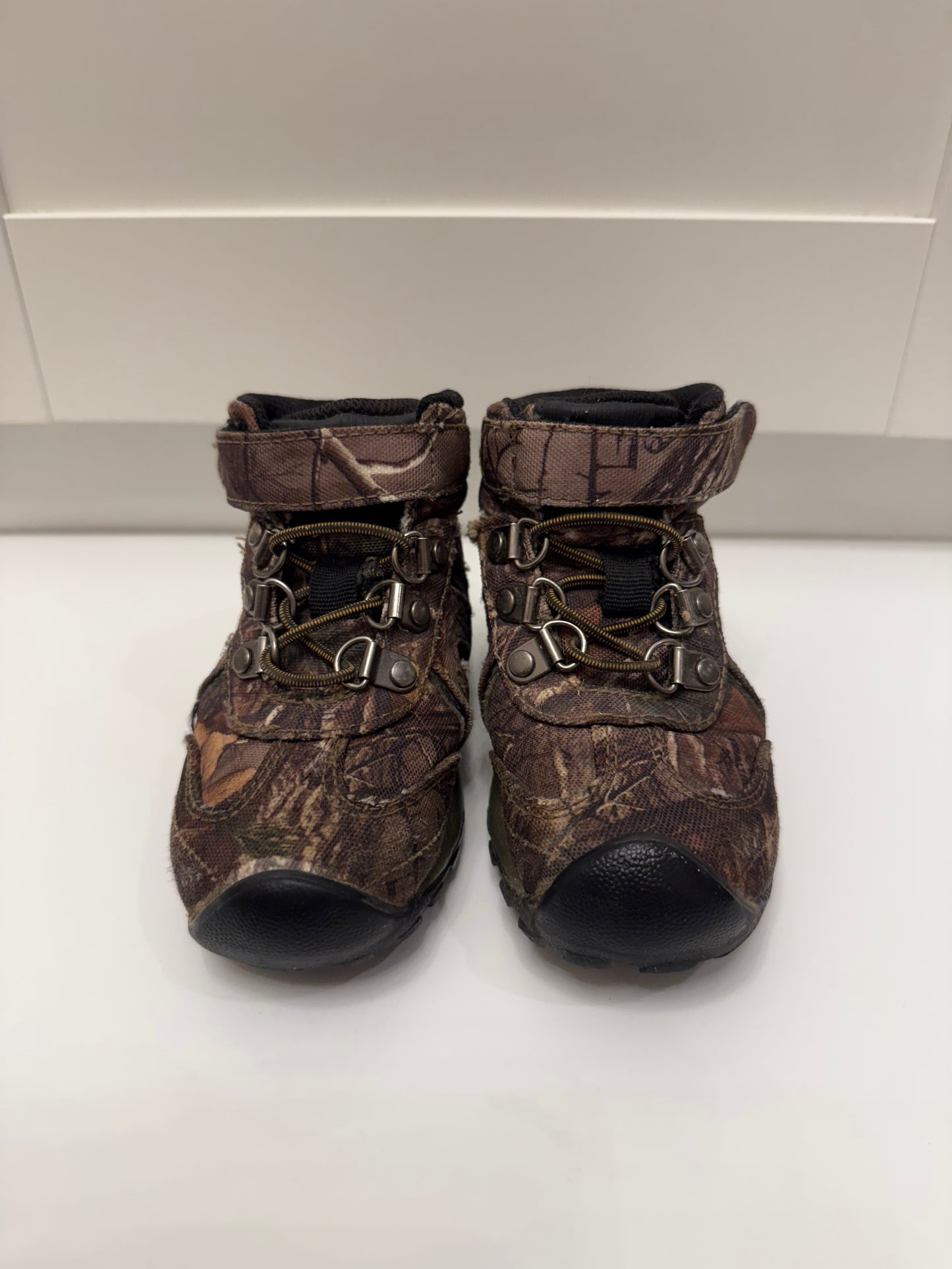 #153 Ozark Trail Camo Hiking Boots Toddler Size 8