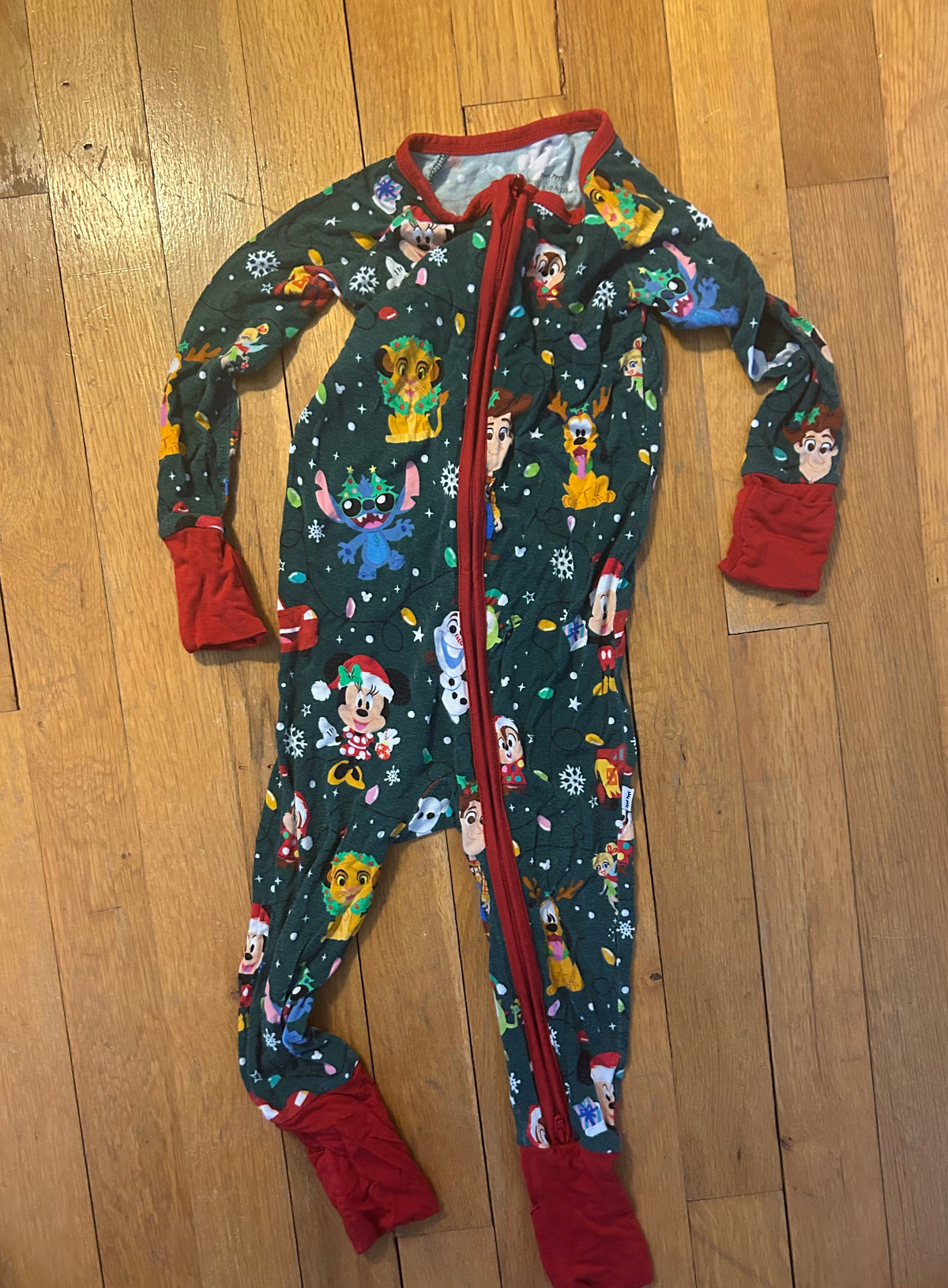Seller 128 - Little Sleepies 12-18M Disney Pixar Christmas Christmas Lights Zippie