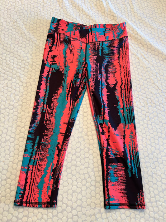 136 EUC Fabletics leggings size small 3/4 crop