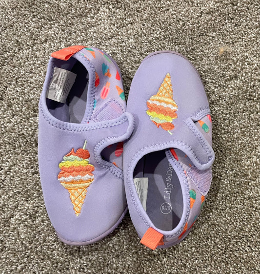 Seller 71: Lily and Dan girls size 9/10 swim shoes