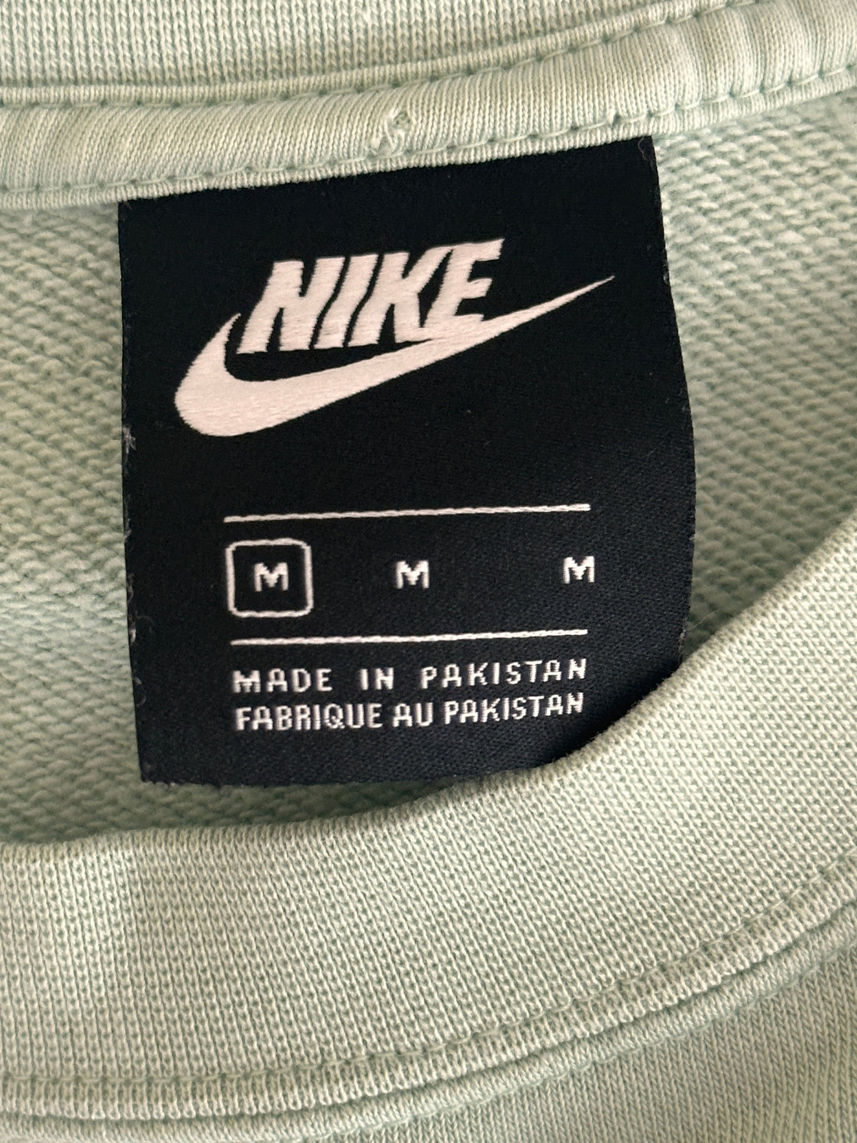 #163 Nike Cropped Green Sweatshirt with Tie Sides - Women's M - EUC