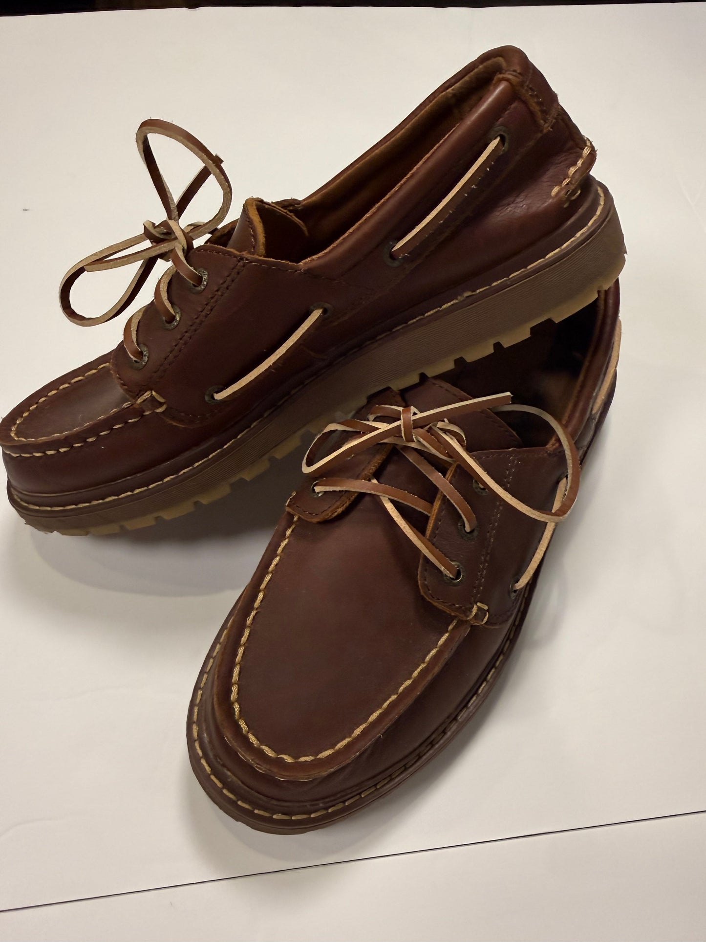 #141 Boys Shoe 4 Sperry Top Siders Like New