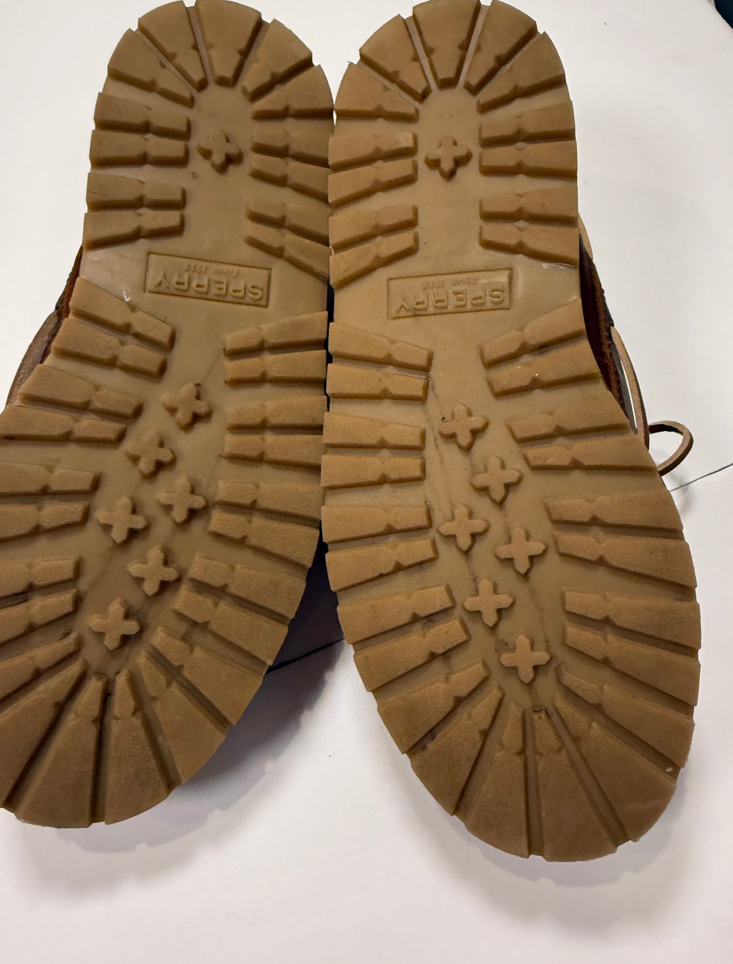 #141 Boys Shoe 4 Sperry Top Siders Like New