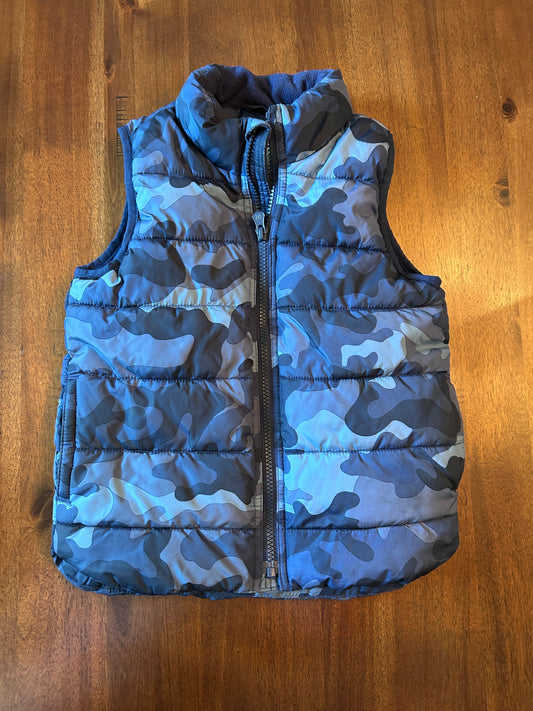Seller #5 - GAP camo vest - 5T