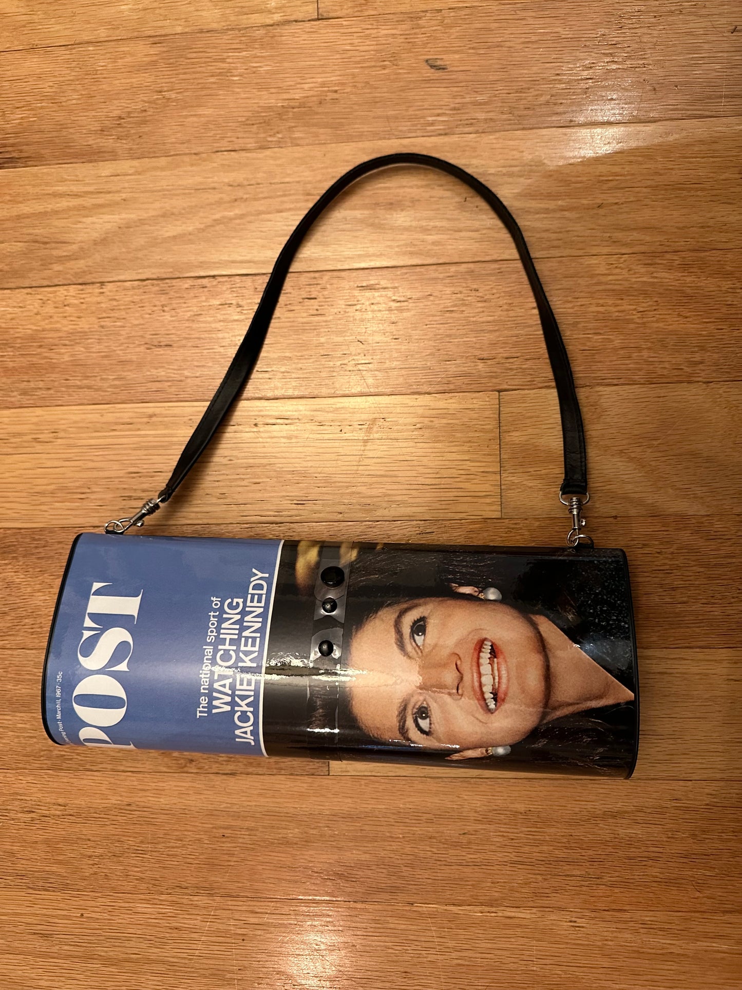 #91B Jackie Kennedy Vintage Shoulder Bag