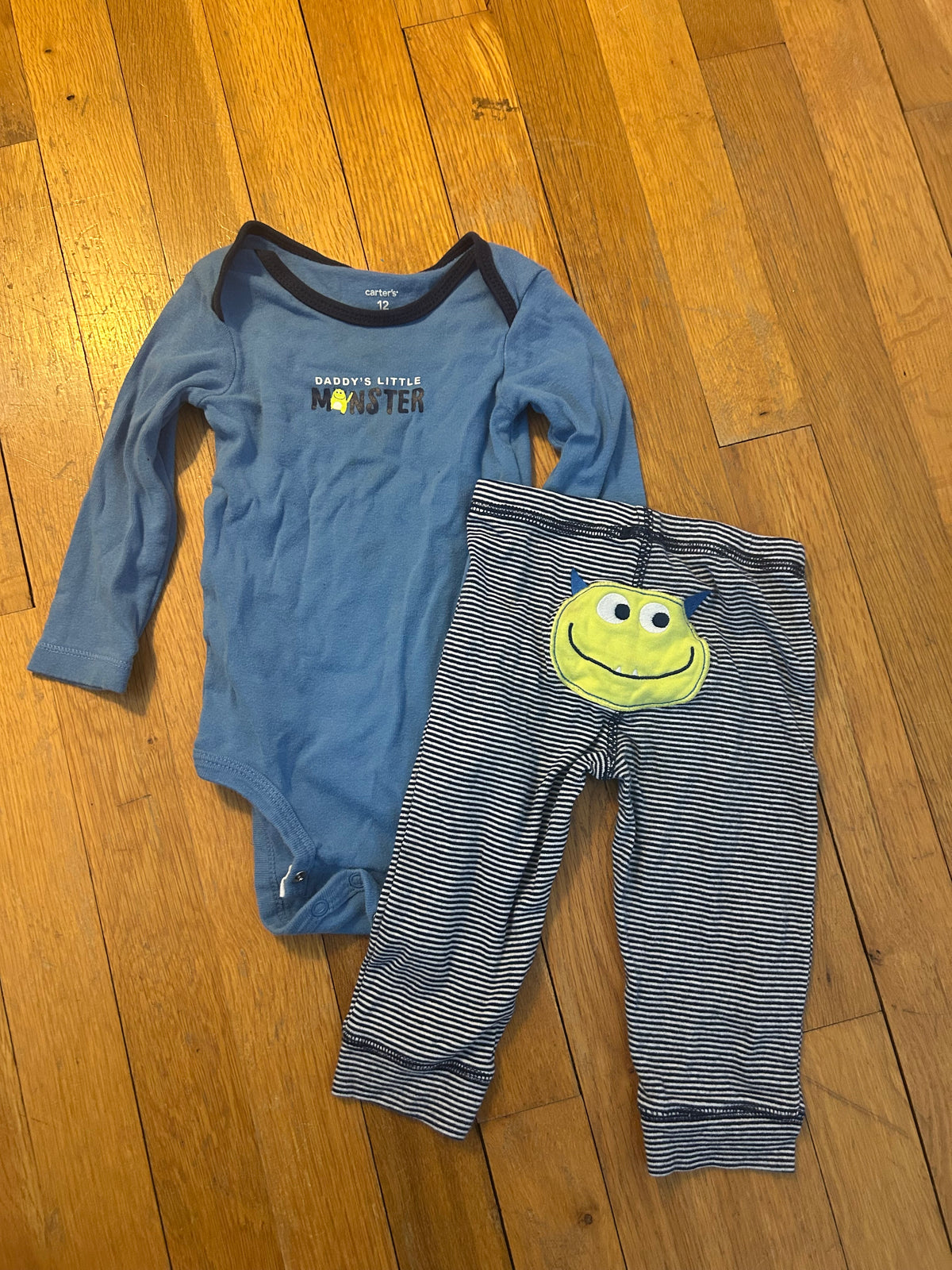 Seller 128 - Carter's Boys 12M Daddy's Monster Outfit
