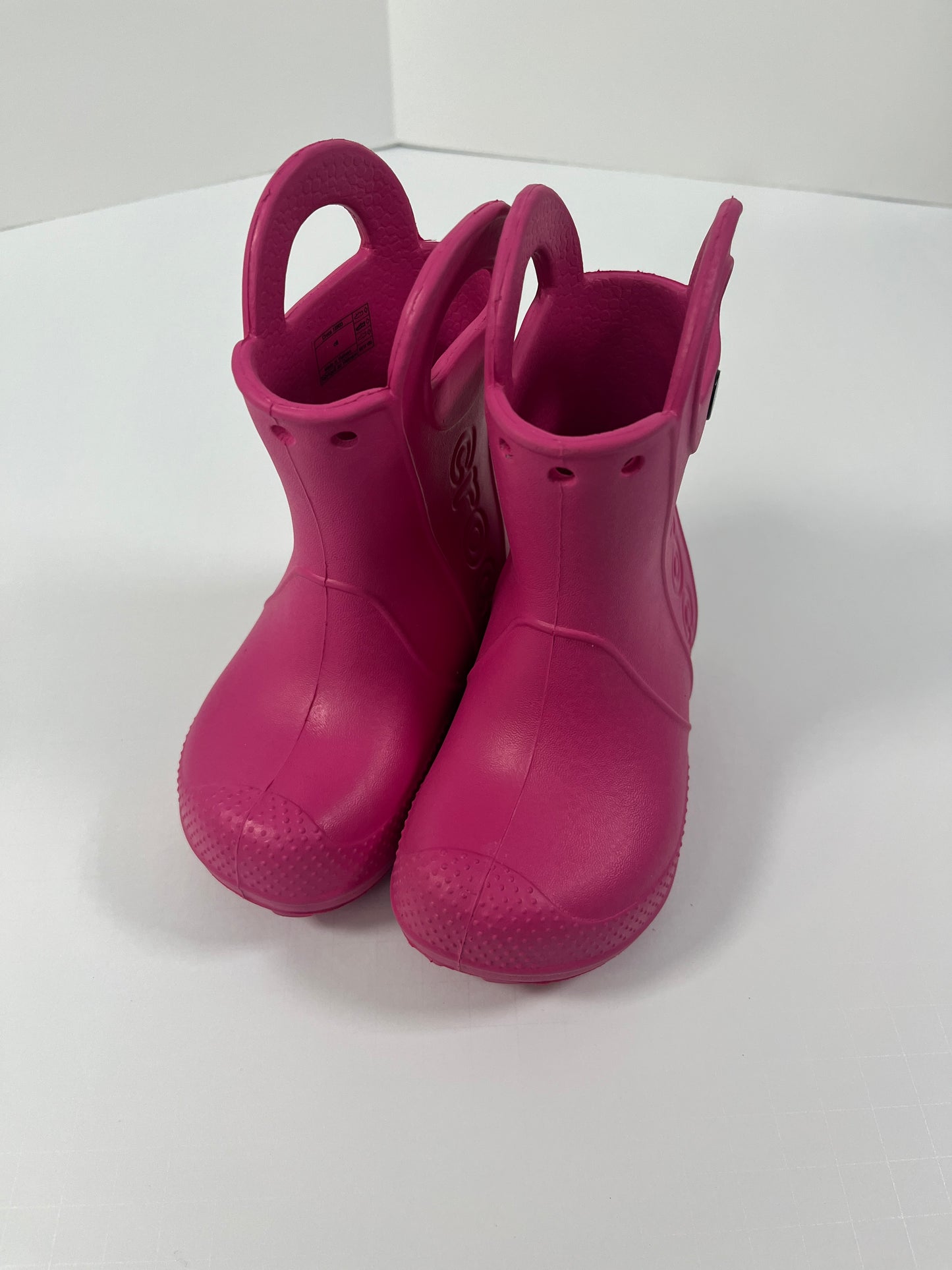 PPU 45242 girls Crocs size C6 pink rainboots NWOT