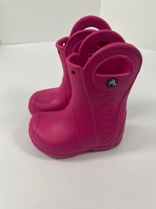PPU 45242 girls Crocs size C6 pink rainboots NWOT