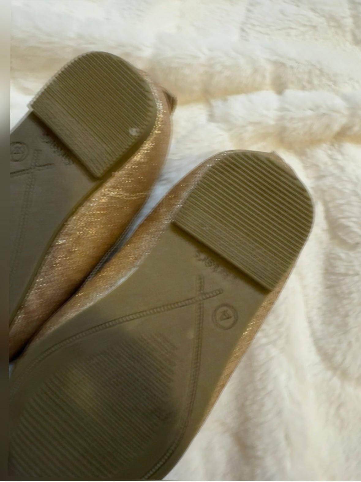 #53 toddler girl flat size 4