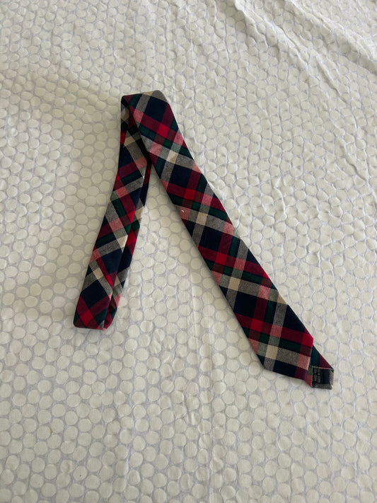 136 NWOT Men’s holiday plaid tie