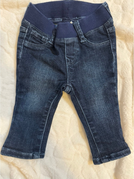 #53 baby girl jeans size 0-3M