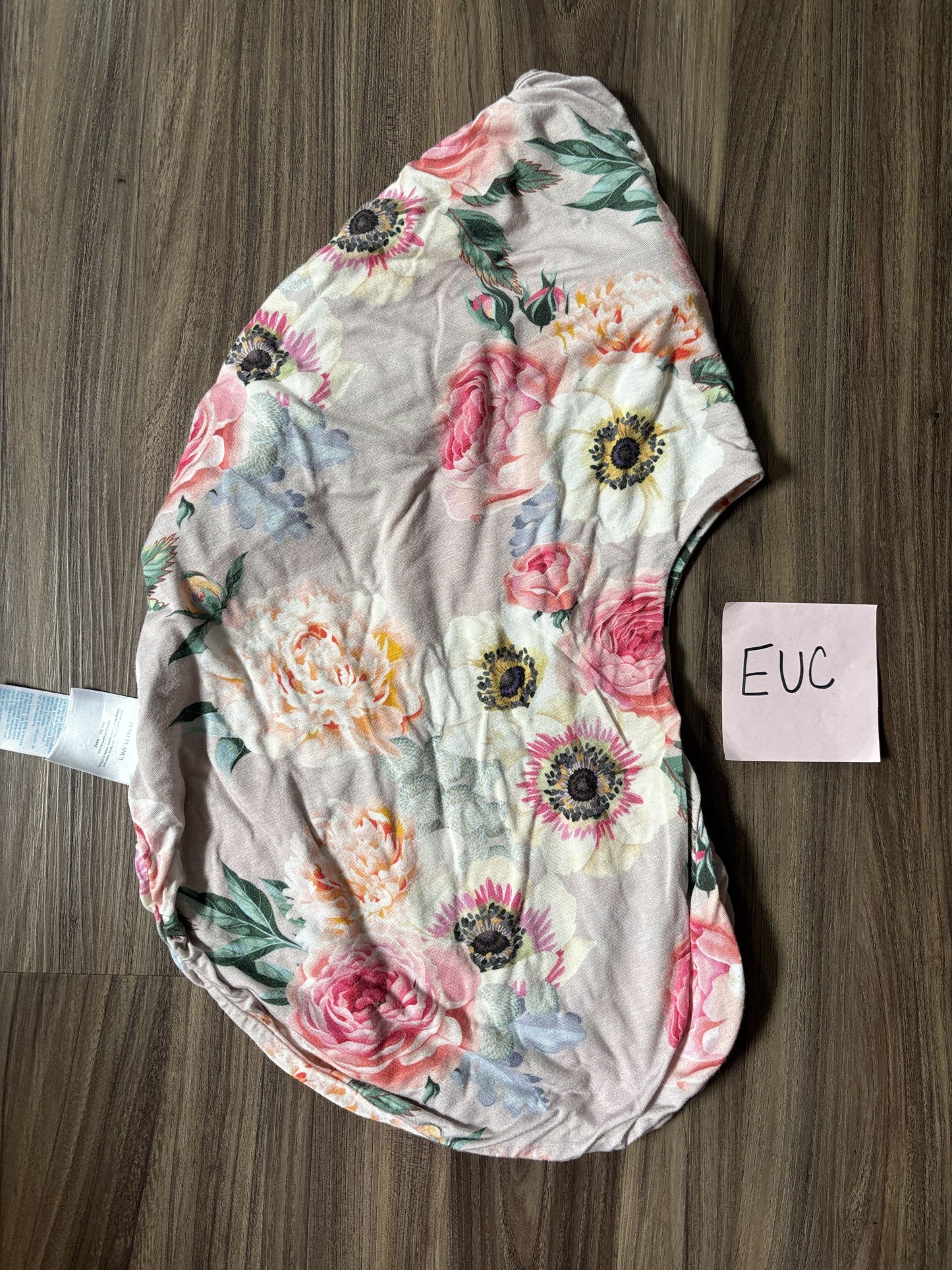 #77 - Posh Peanut (Bamboo) Grey Floral Boppy Cover