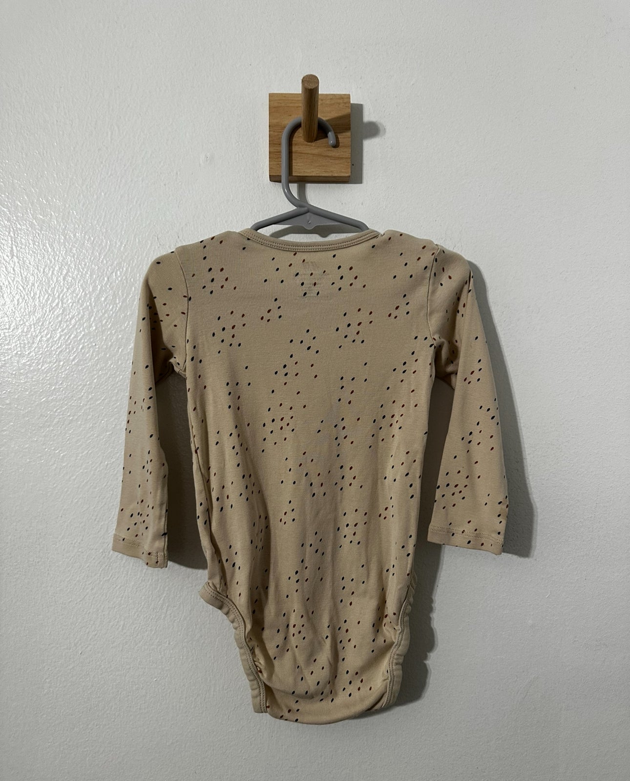 #111 H&M Long Sleeve Onesie Organic Cotton 2T