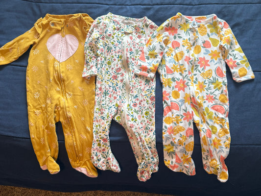 SELLER #6 Carters 6M Sleeper Bundle