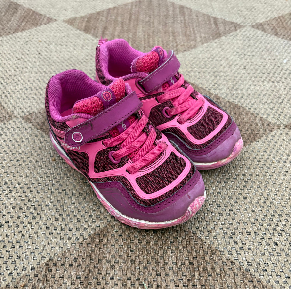 #121 girls 7.5-8C Pediped pink sneakers, GUC