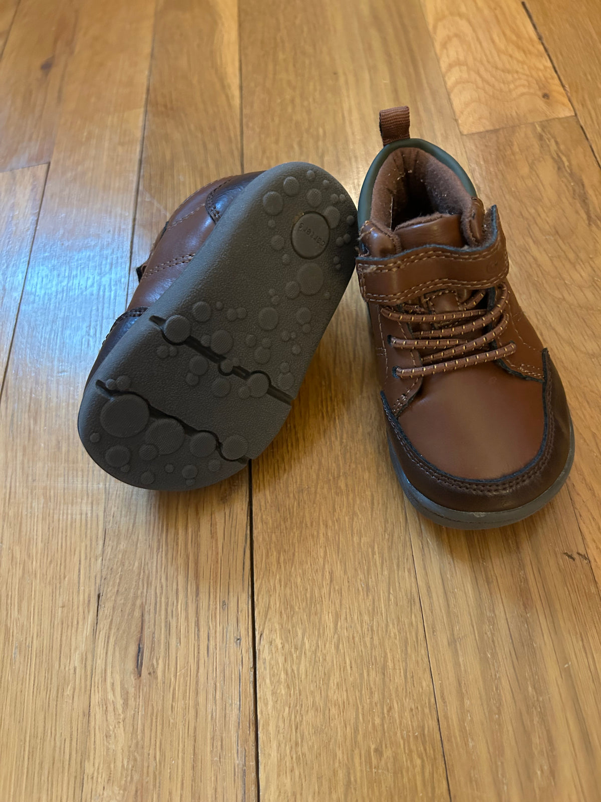 Seller 128 - Carter's Toddler Boys Size 3.5 Boots