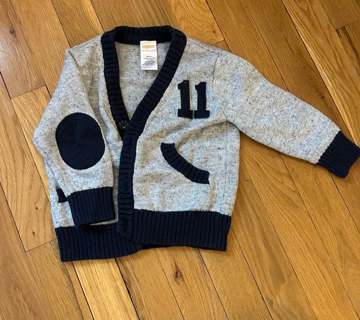 Seller 128 - Gymboree Boys 18M Sweater