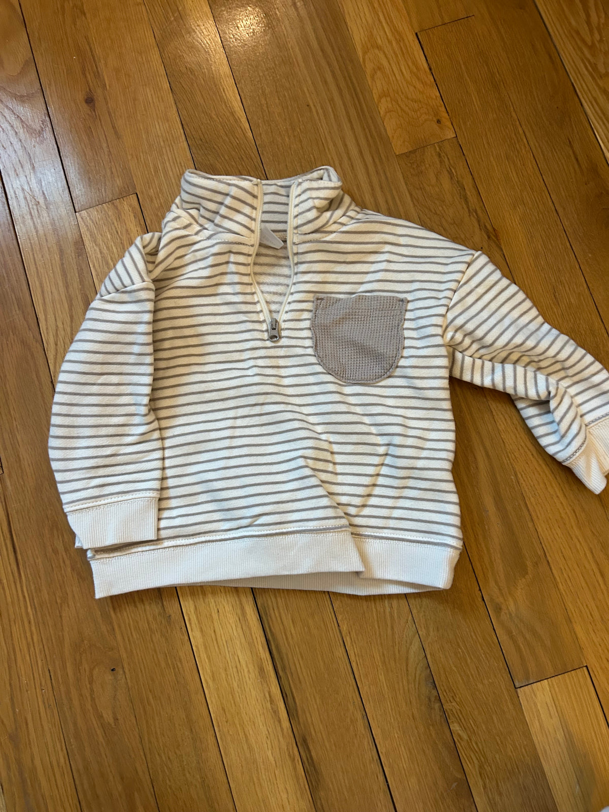 Seller 128 - Carters Boys 18M Quarter Zip Sweatshirt