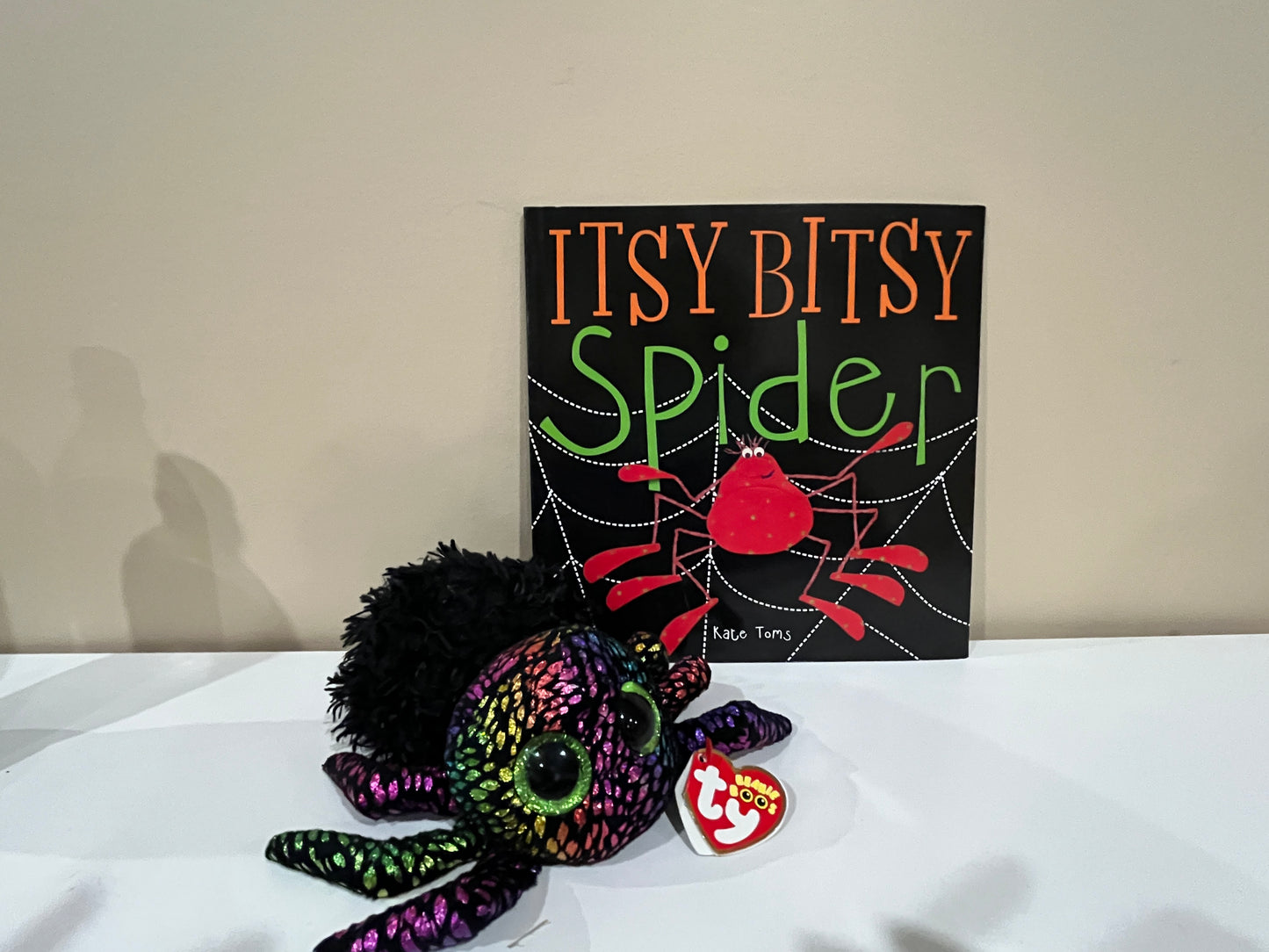 137 TY spider beanie boo and Itsy Bitsy Spider Book, both items LN