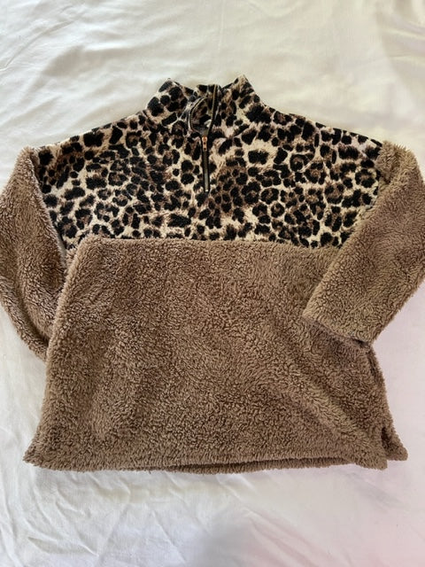 GtöG Leopard 1/4 zip fleece pullover Girls Sz M (8-10)