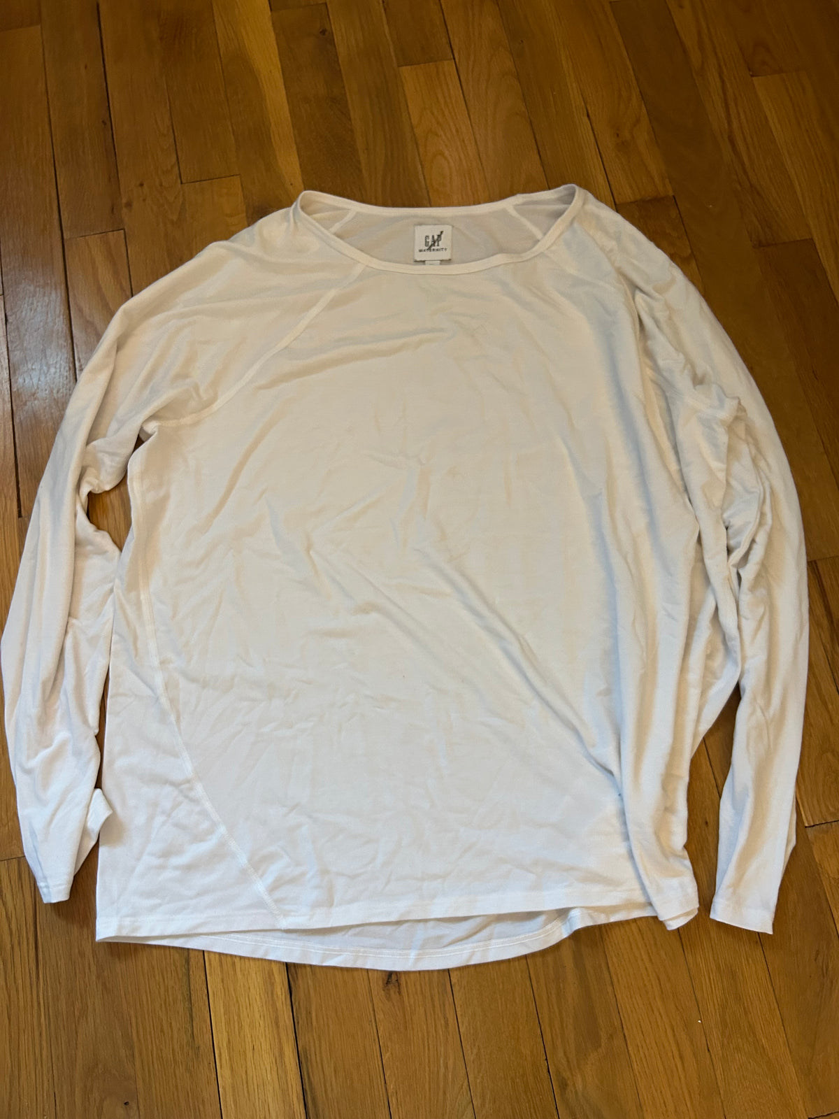 Seller 128 - Gap Maternity Large Athletic Wear Shirt