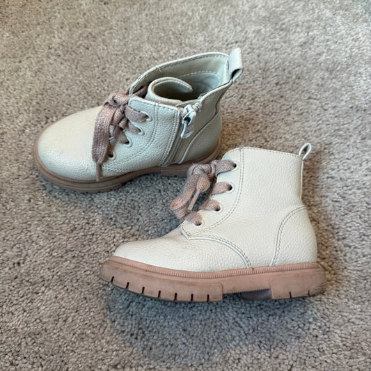 #139 Size 7 C&J Toddler Pink Boots