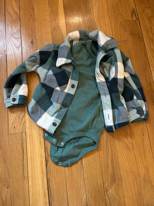 Seller 128 - Carters Boys 18M Flannel and Short Sleeve Onesie Set