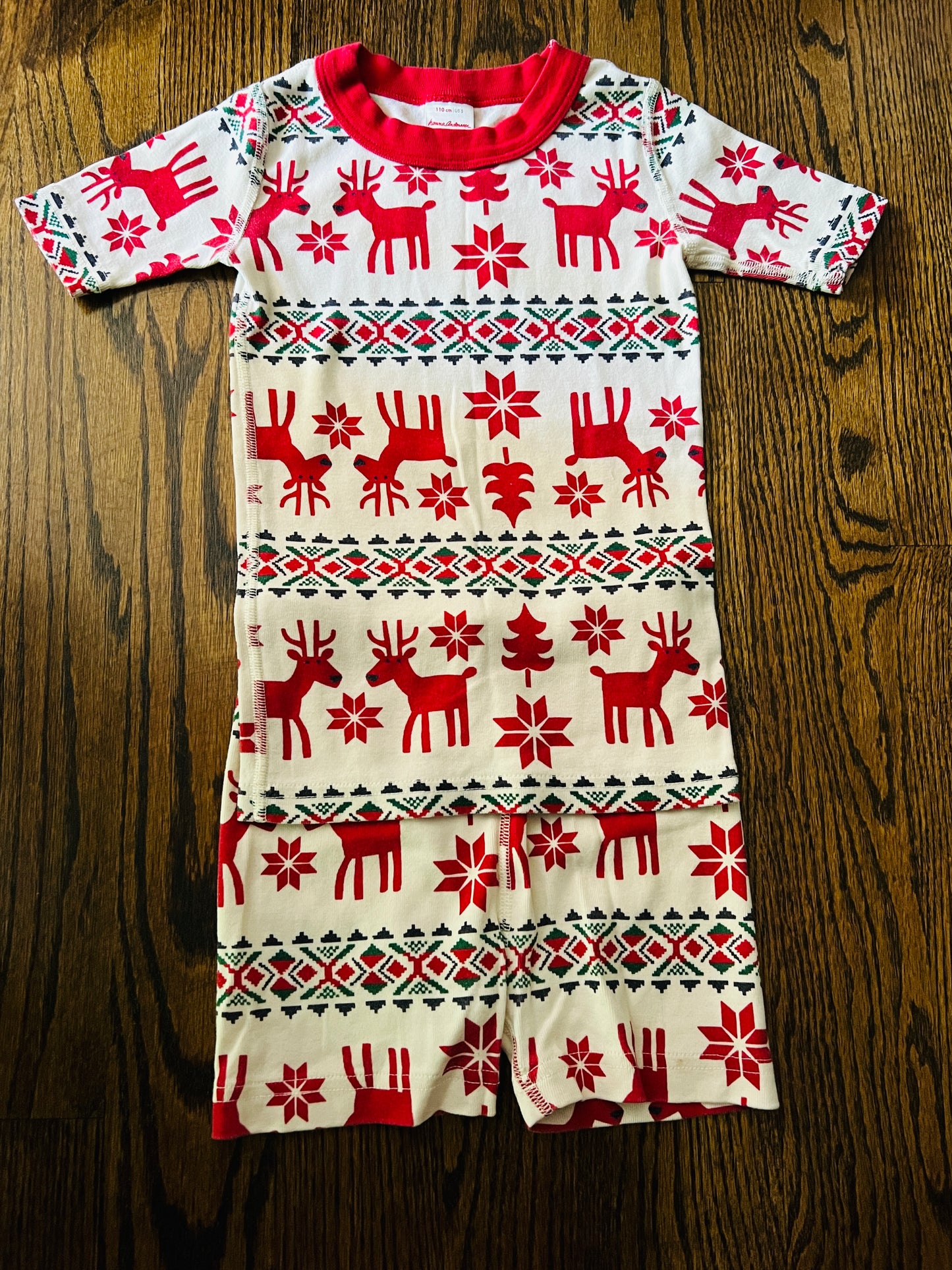 #68 Hanna Holiday PJs, 5, GUC