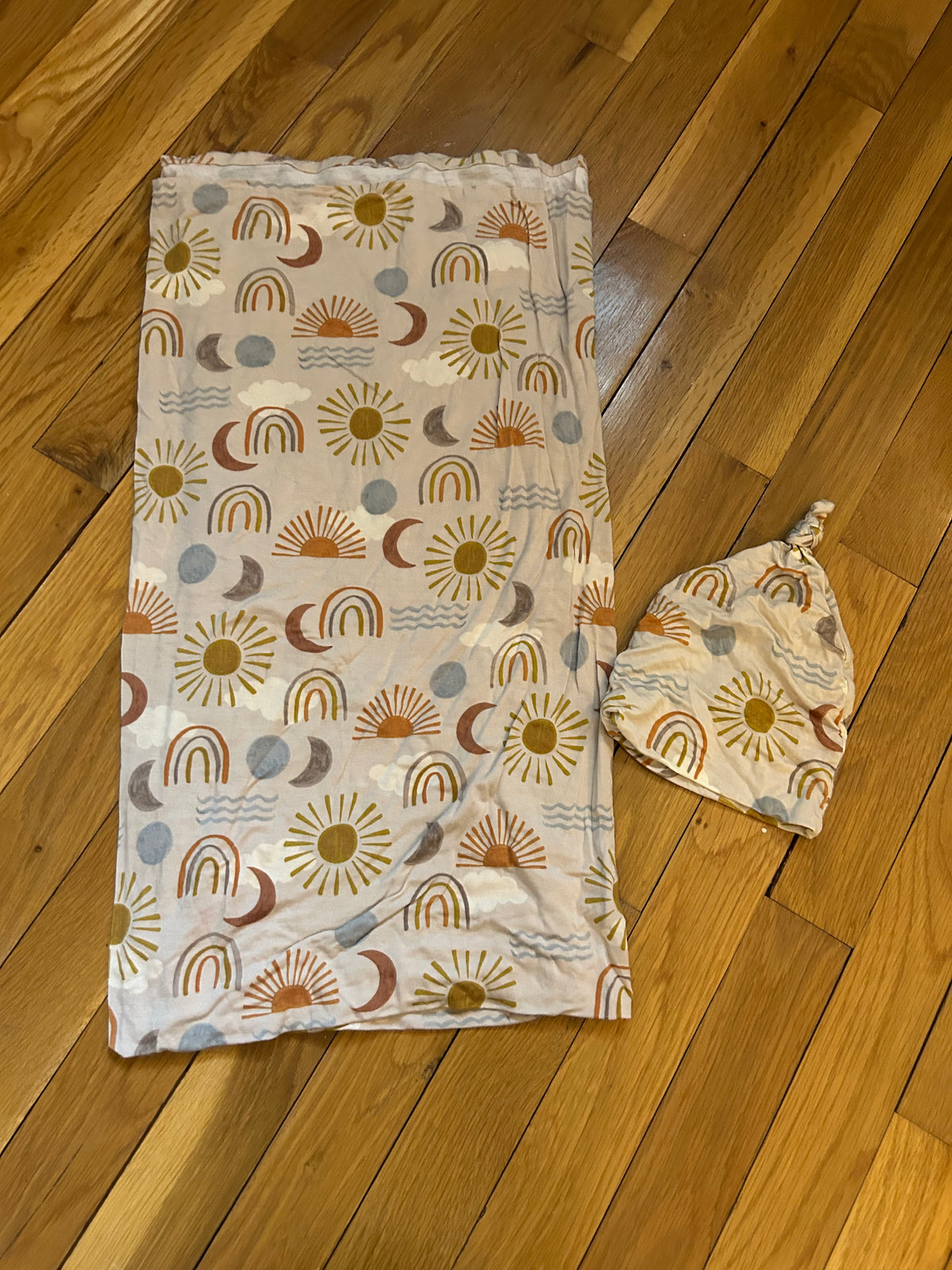 Seller 128 - Little Sleepies Swaddle and Hat Set