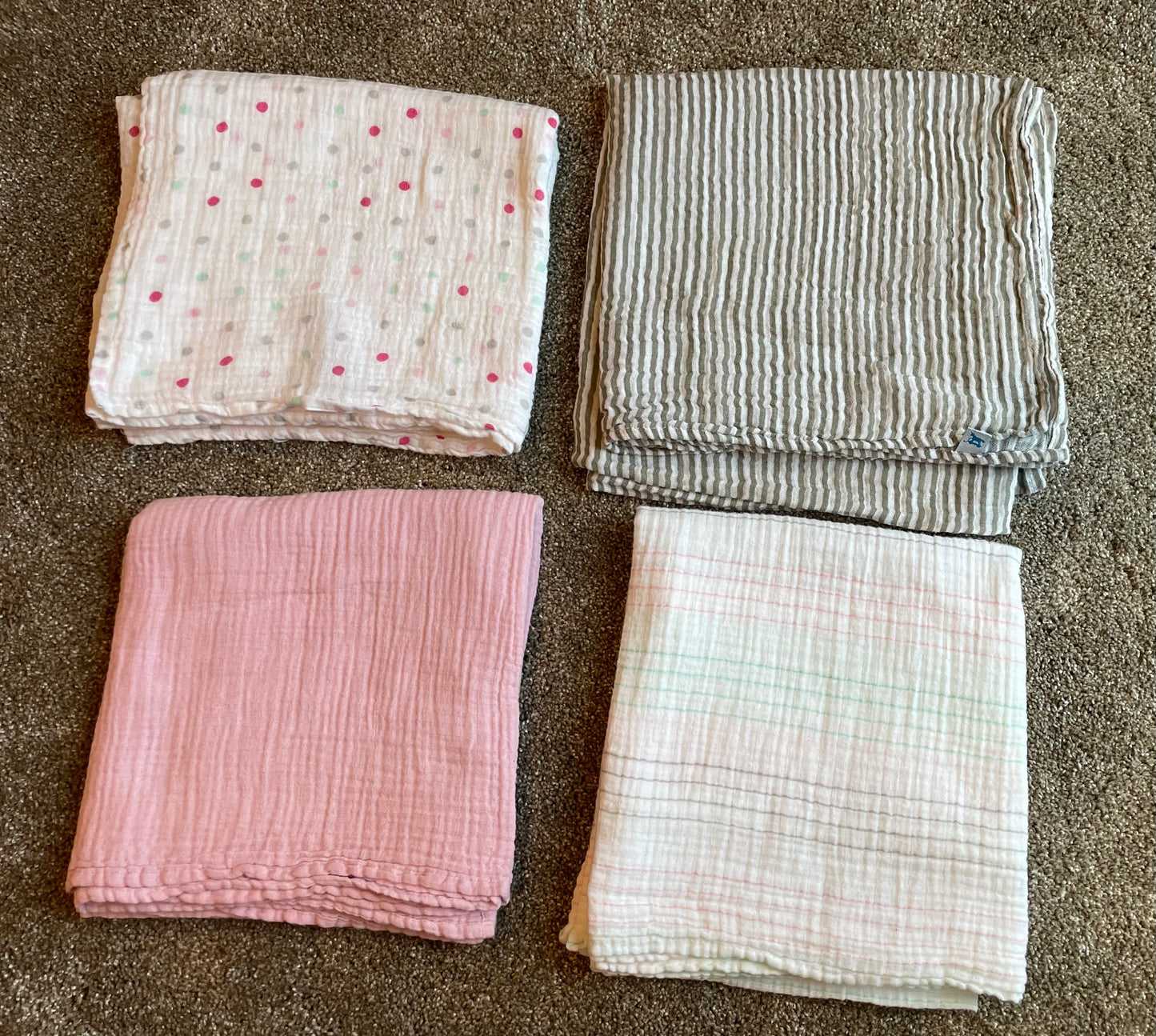Set of 4 Muslin blankets