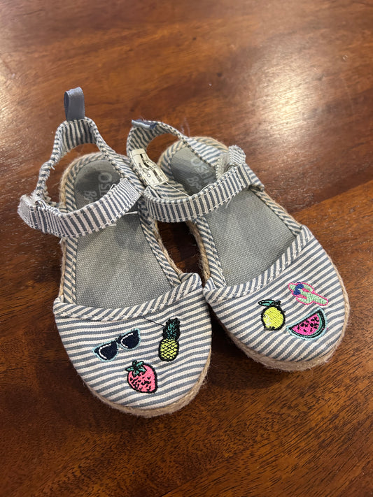 Seller #5 - Girls Sandals/Shoes - Size 6