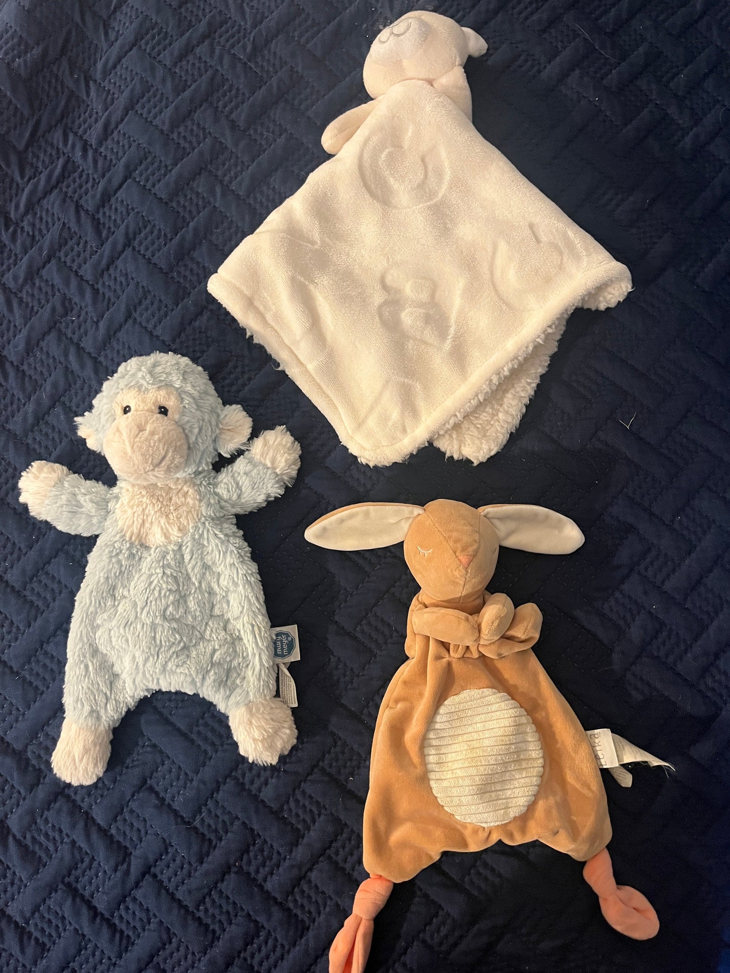 #211 Mary Meyer Lovie Set