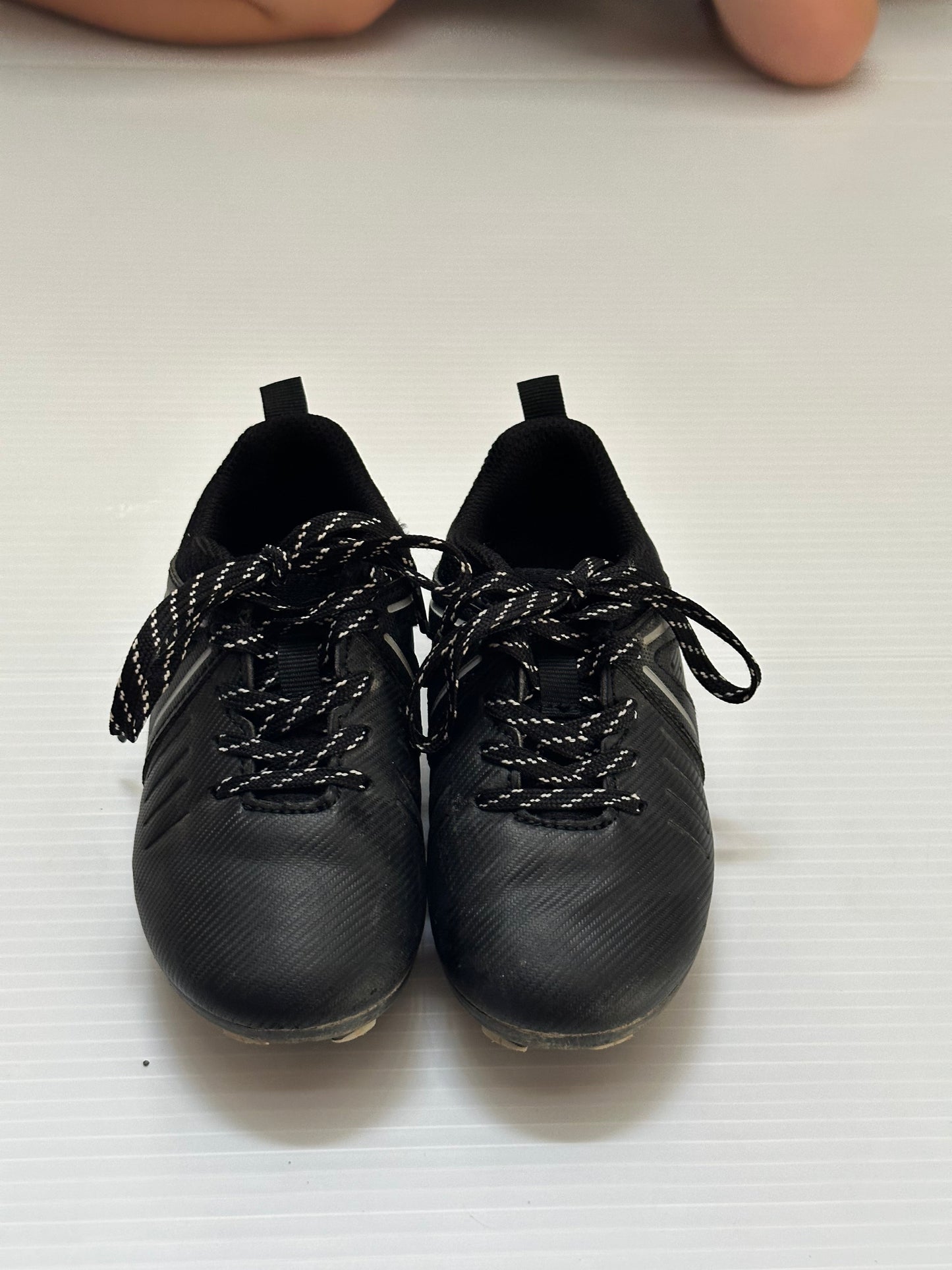 Seller #168 DSG Boys Size 10 Black Baseball Cleats