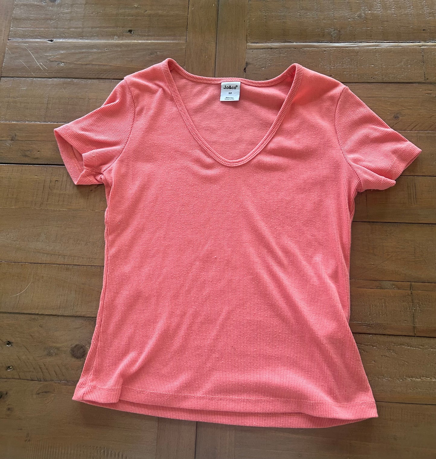 137 (2 cap sleeve shirts) coral v-neck (LN) and pink crew neck (BNWT) both Size S