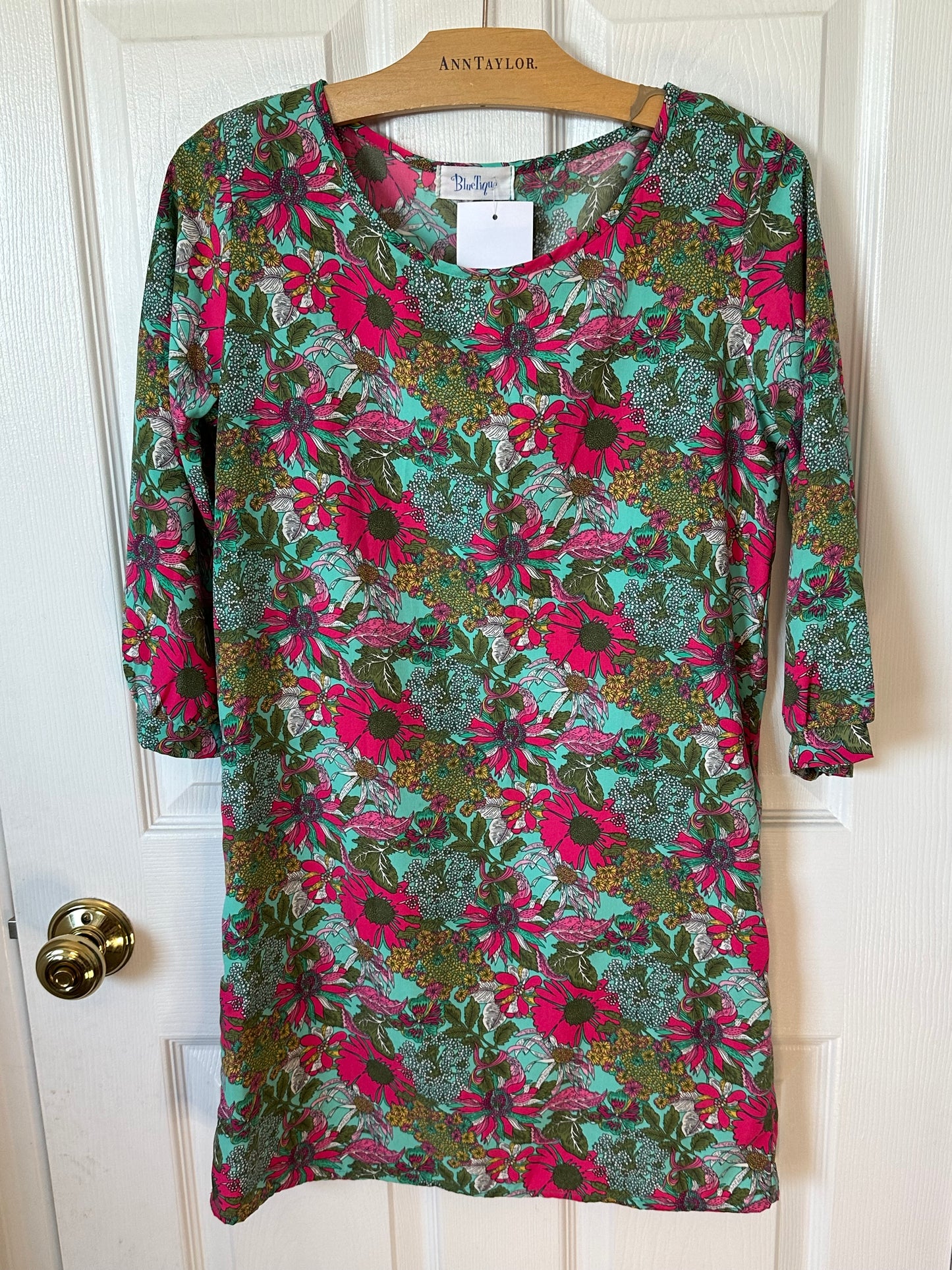 BlueTique Women’s Sz Small Shift Floral Dress Teal Pink Retail $128