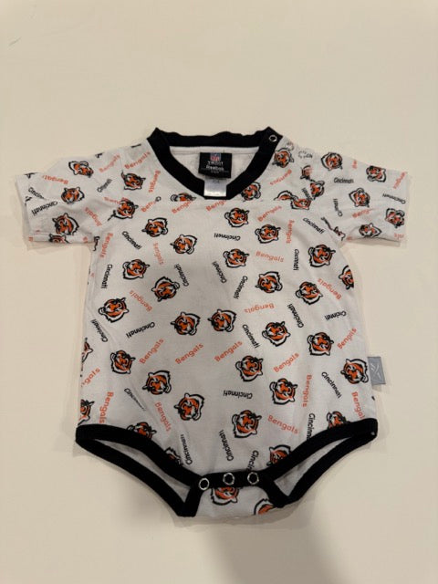 #9 -  Reebok Team Apparel -  White Bengals Print Onesie Toddler SIZE  12M reduced