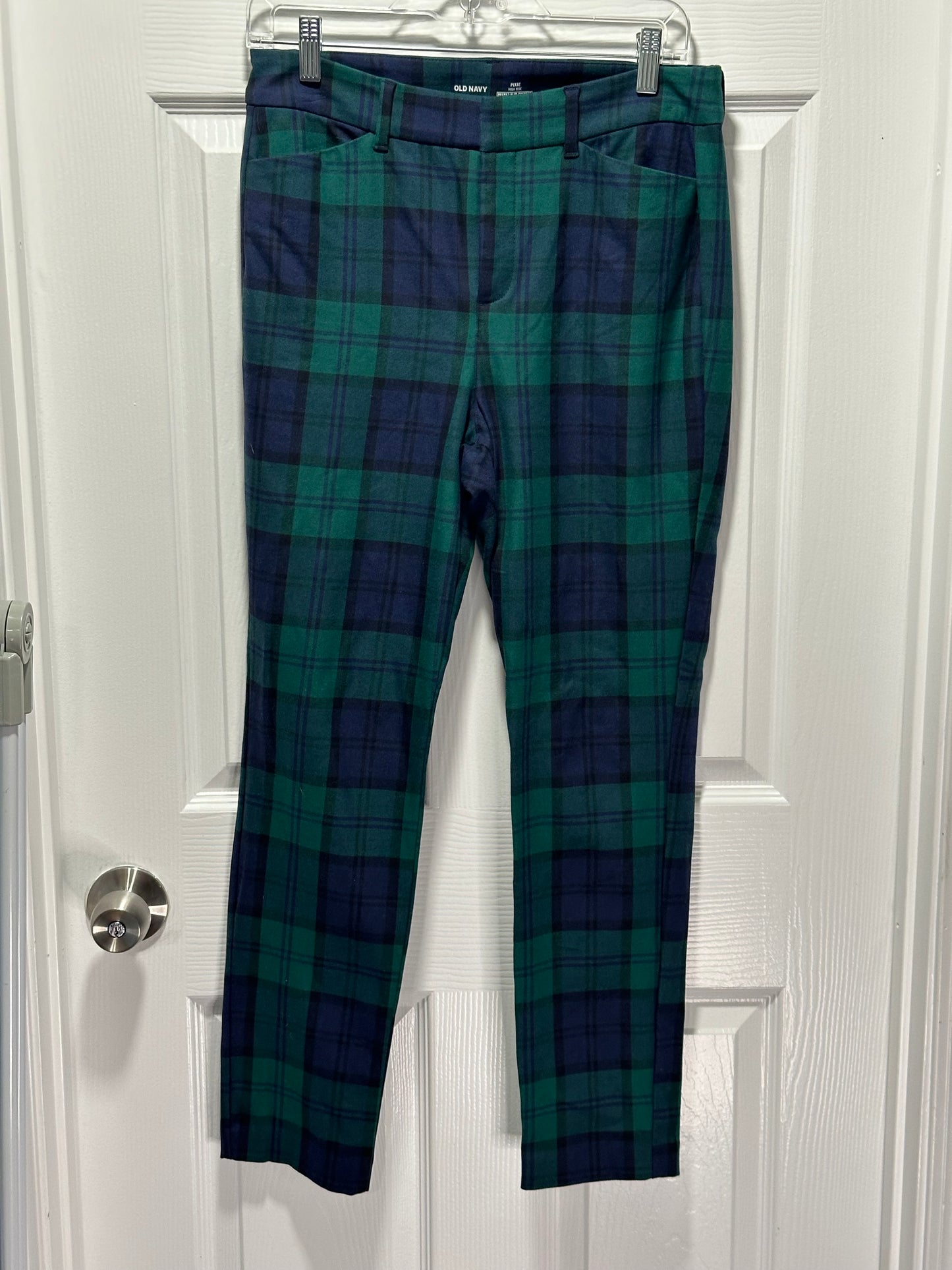 NWOT Old Navy Pixie Pants - Blackwatch Plaid - Size 8