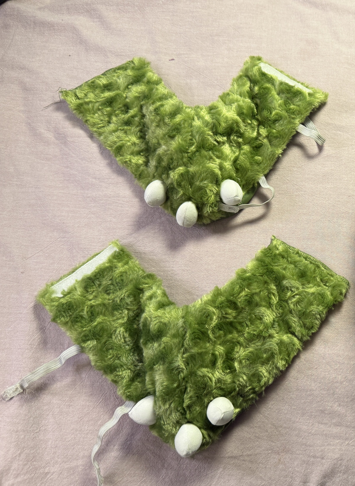 #103 2T Green Dinosaur Costume with Feet