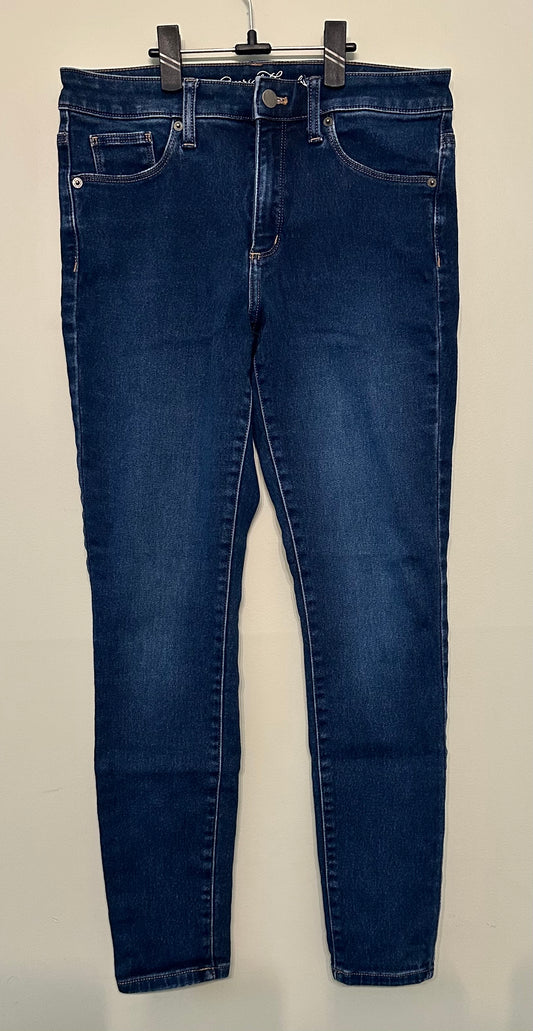 Seller #168 Universal Thread Women’s Size 8 Dark Denim High Rise Skinny Jeans