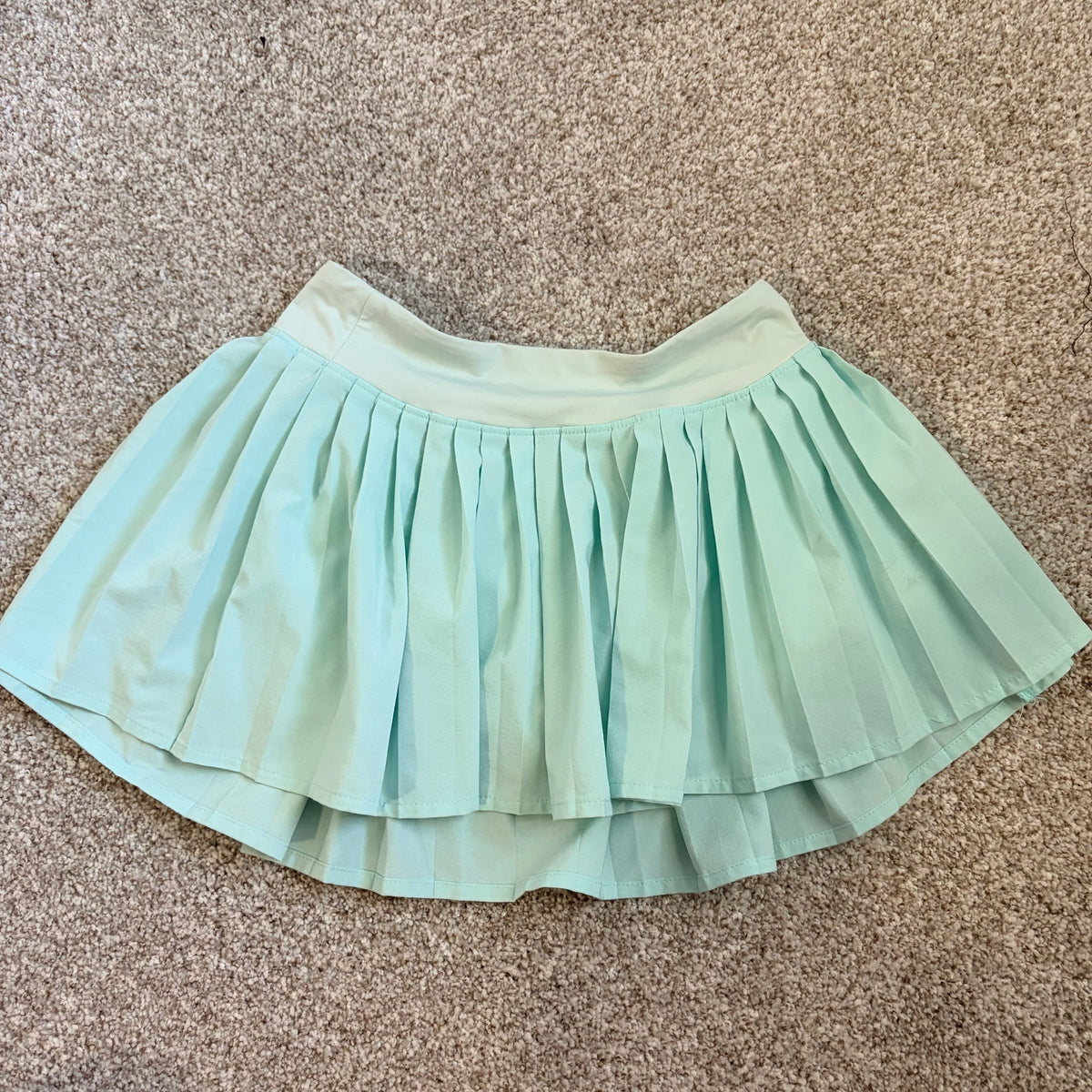 Seller #178 Girls size 4/5 active skirt