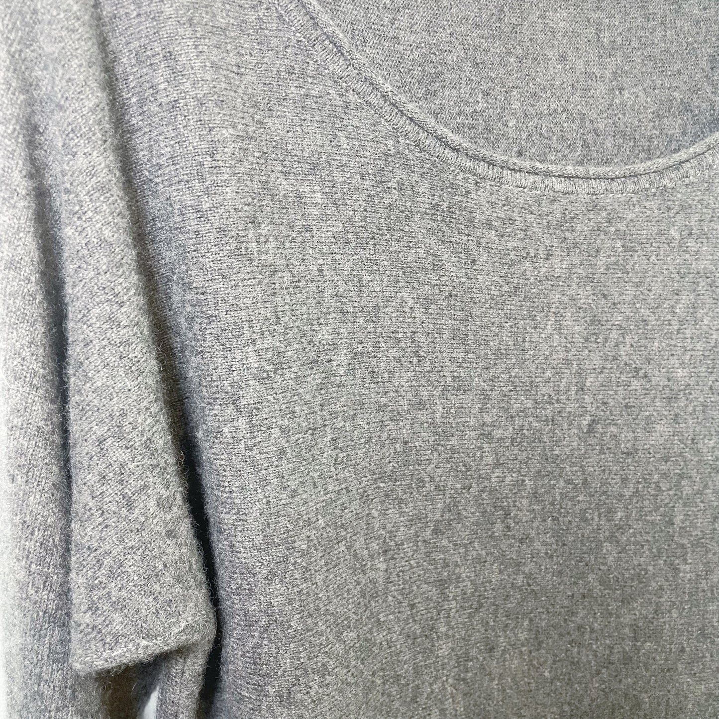 #118 | Size XXS | Athleta Women's Cashmere Sweater