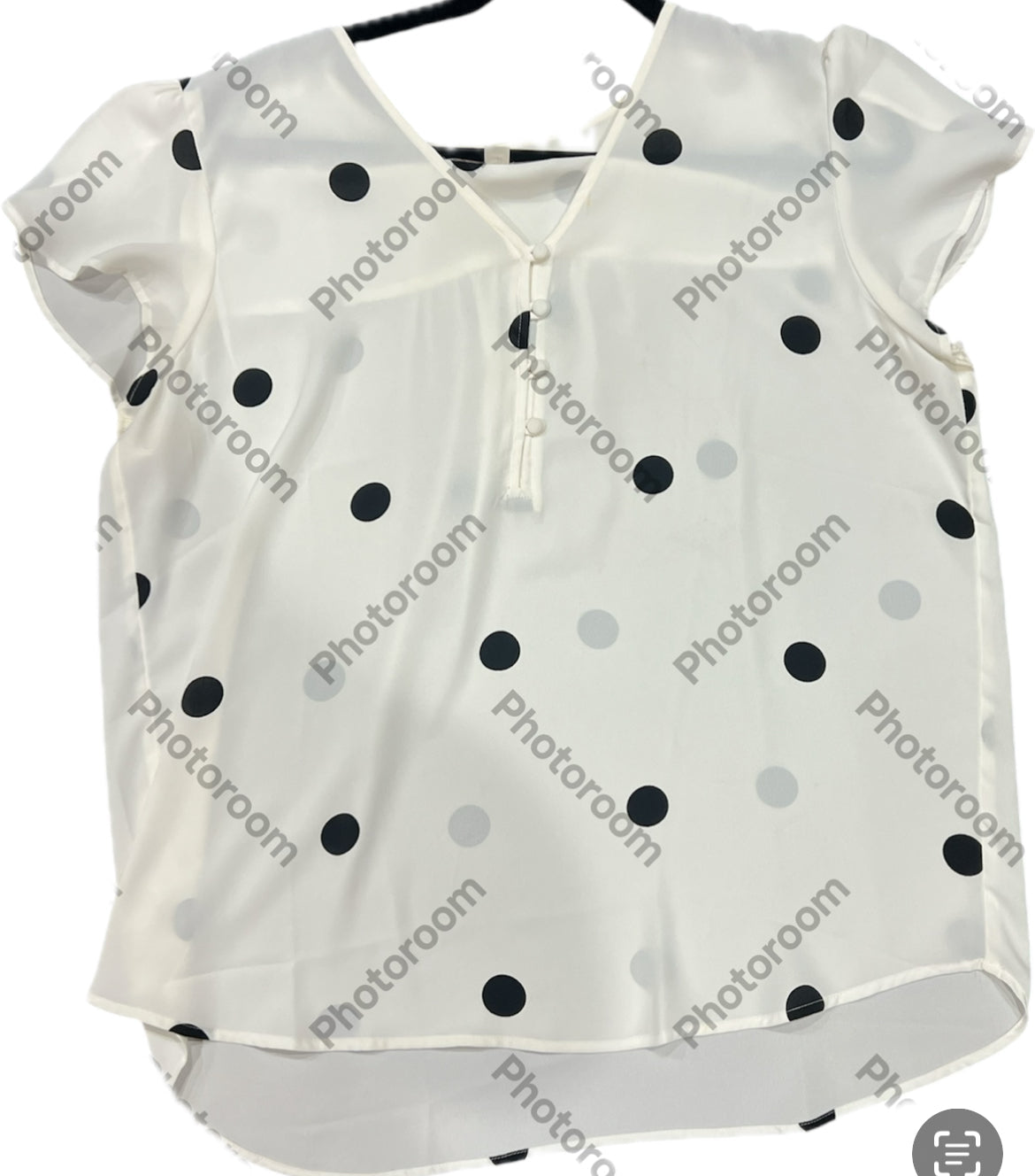 *REDUCED*  104-  Loft Polka dot blouse sz large