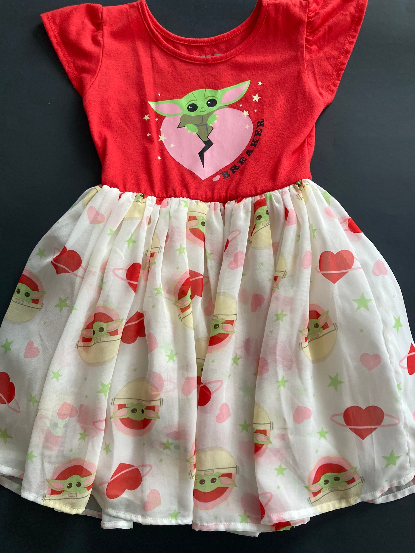 #91 Girls size 5T Star Wars valentine dress VGUC