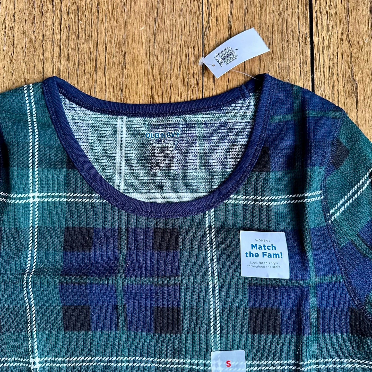 #95 NWT Womens Old Navy Navy and Green Plaid Holiday Thermal Pajamas, size S