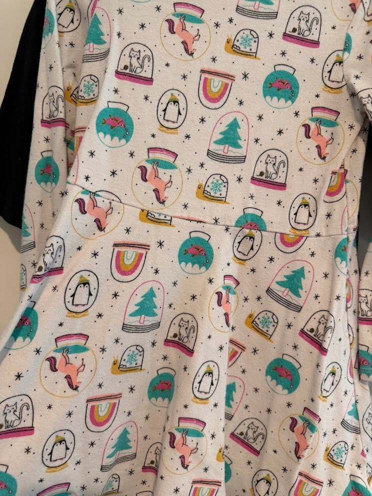 #9 Girls 5 Dress Bundle: Winter Print & Black Tulle _ GUC/VGUC