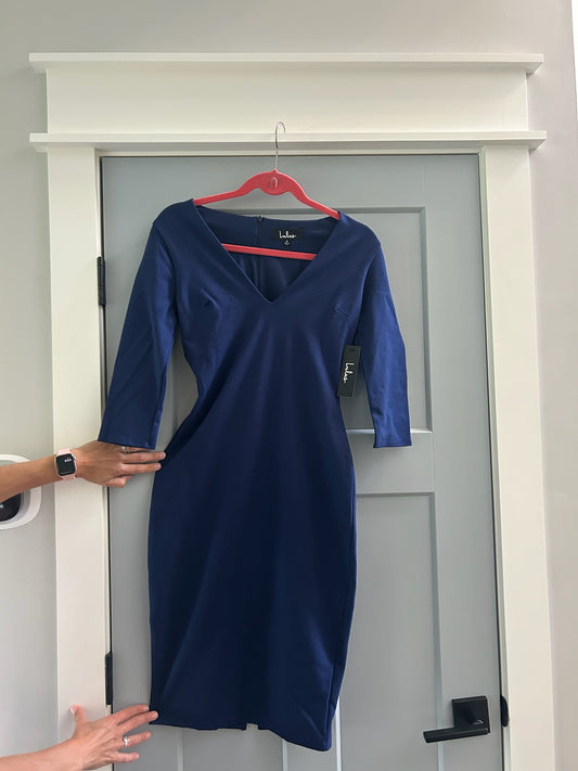 136 NWT size small lulu dress